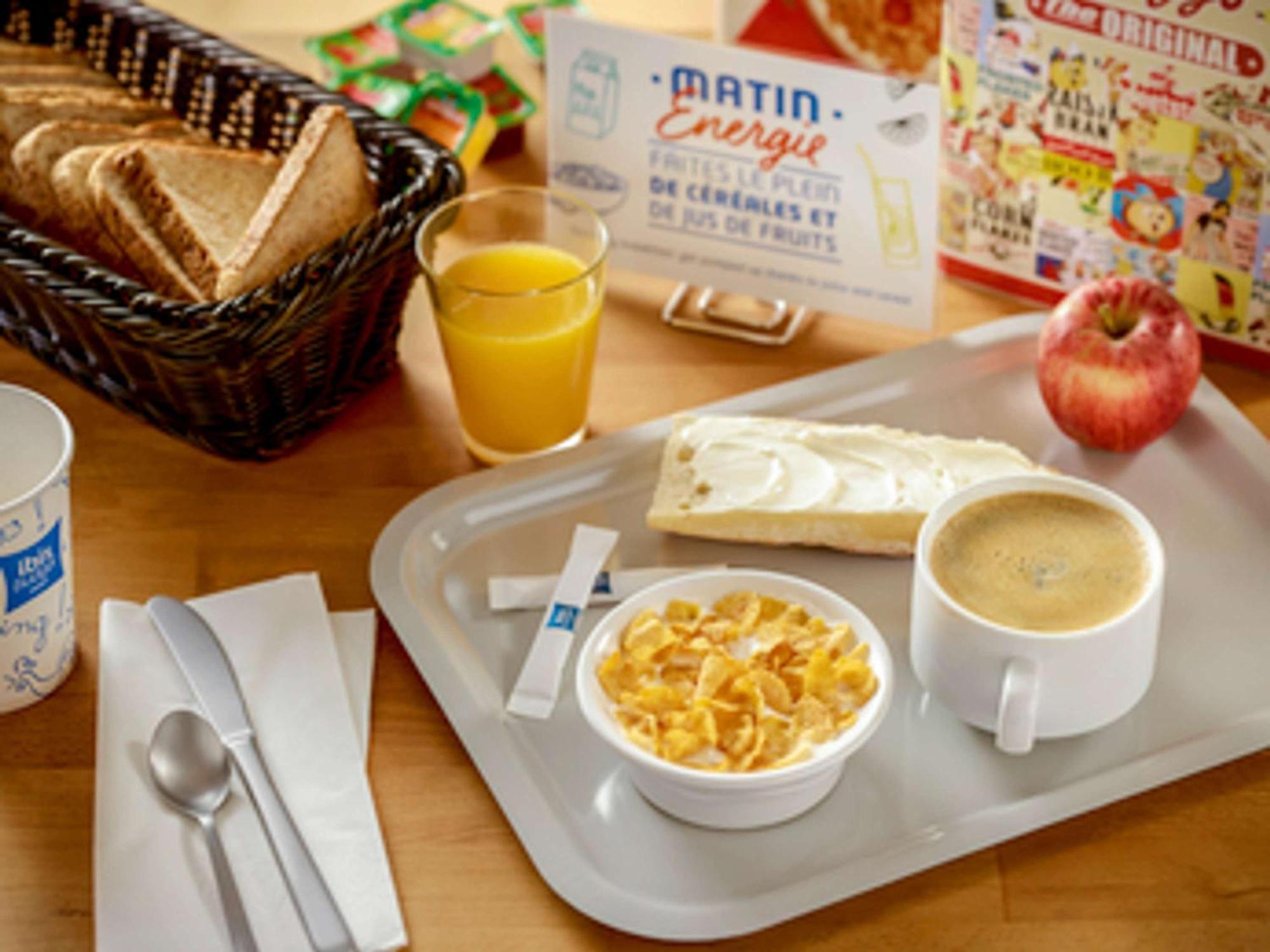 Ibis Budget Roye Roye  Bagian luar foto